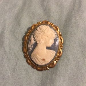 Vintage Cameo Brooch